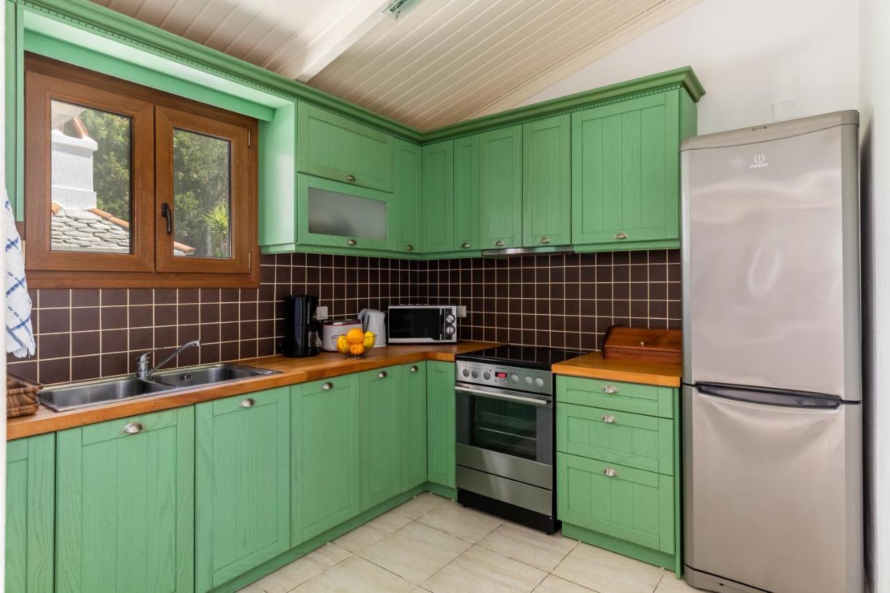 Villa Fotini Kalivi In Raches Panormos  Eksteriør bilde